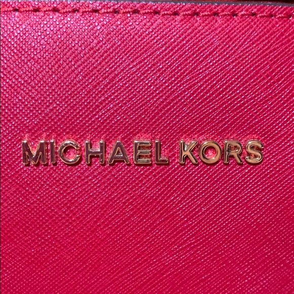 Authentic Michael Kors Hand/Shoulder Bag - Picture 3 of 8